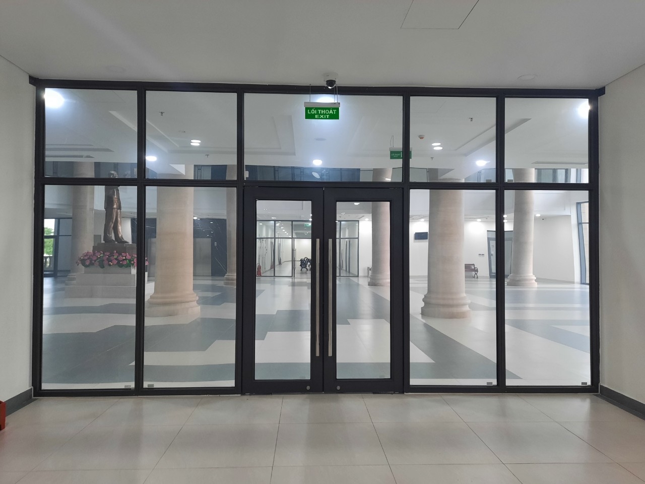 Quy Tắc 3 Phút Vàng Khi Xử Lý Sự Cố Cháy Nổ Trong Nhà 8 cua kinh 1930
